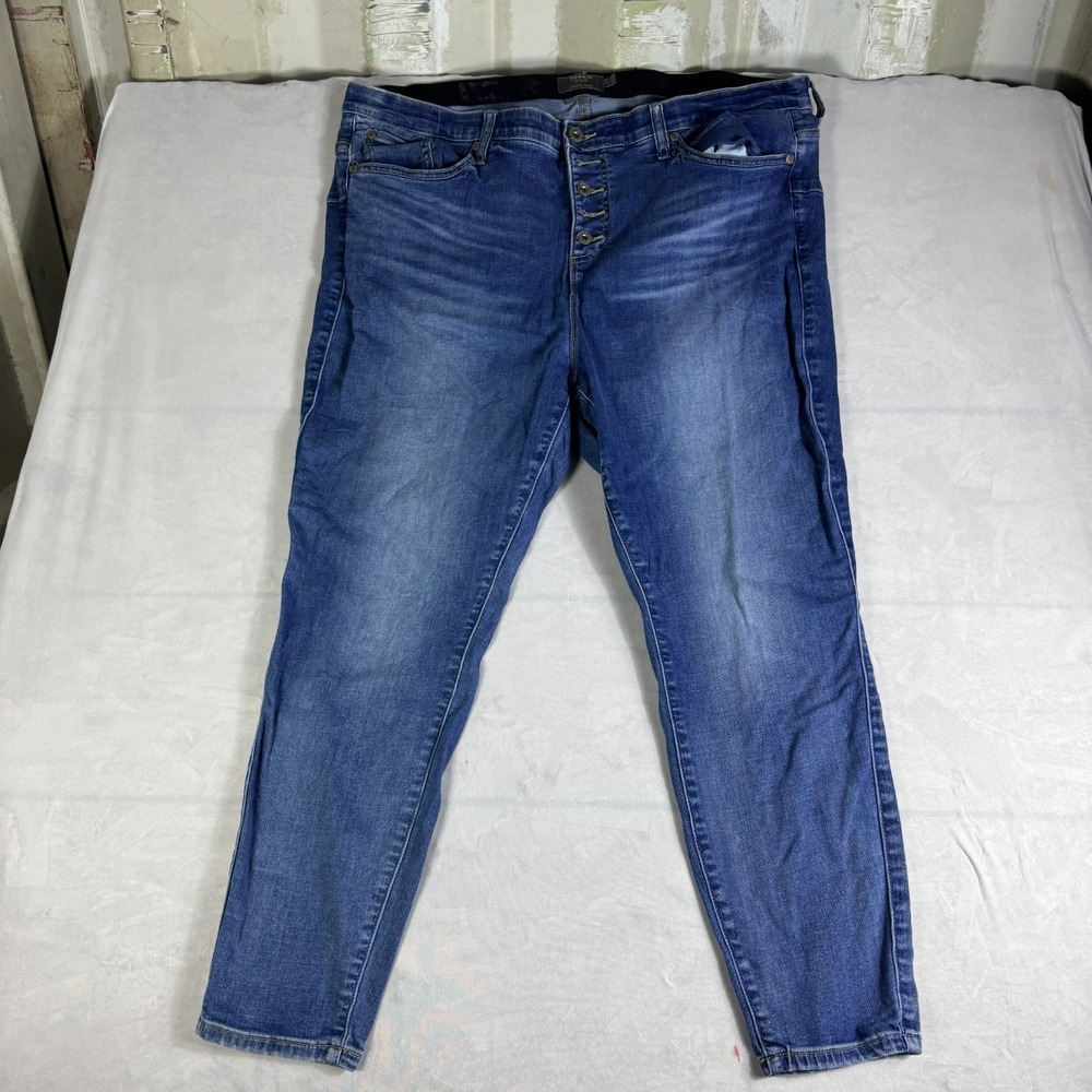 Torrid Womens Bombshell Skinny Jeans Blue Denim Whisker Supersoft Button Fly 22S
